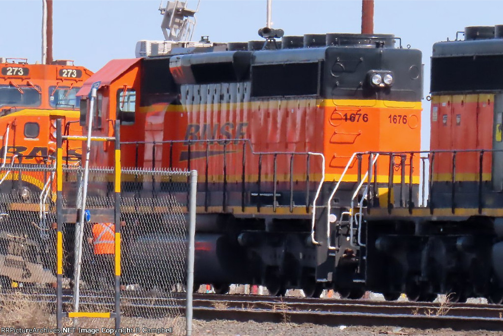 BNSF 1676